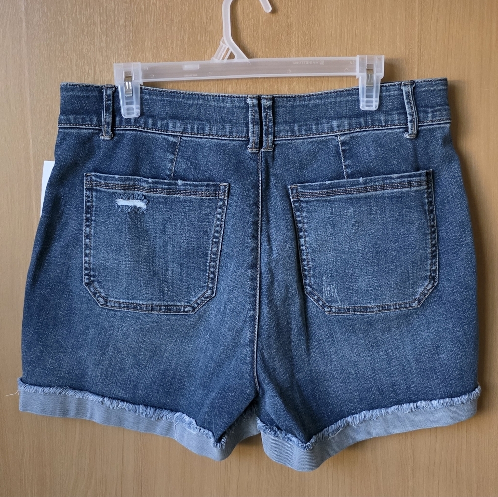Democracy “Curve Equality” Ab Solution Denim Shorts – Size 14 NWT - Picture 3 of 14
